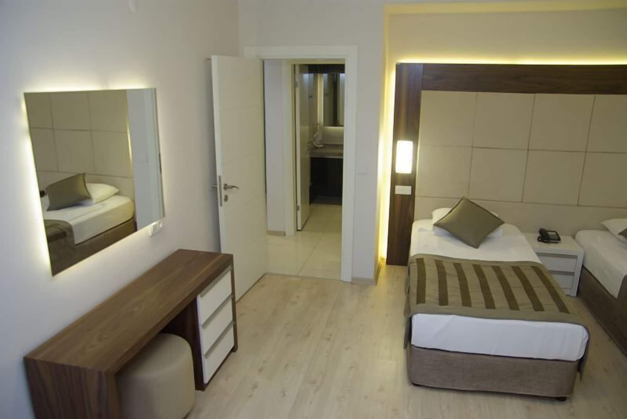 Delfino Apart Hotel อลันยา ภายนอก รูปภาพ