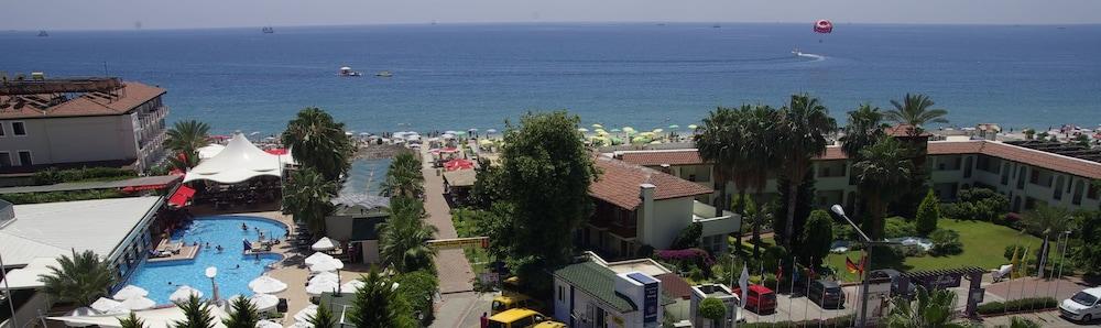 Delfino Apart Hotel อลันยา ภายนอก รูปภาพ