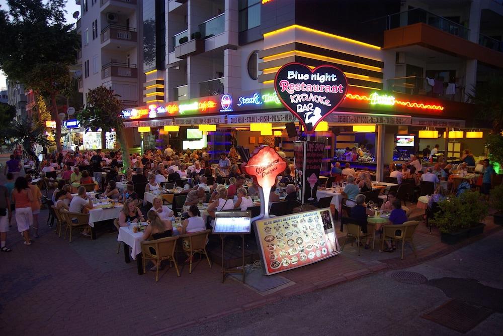 Delfino Apart Hotel อลันยา ภายนอก รูปภาพ