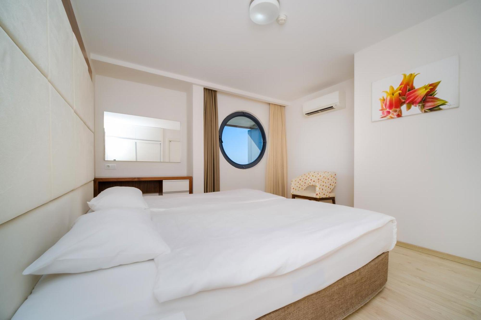 Delfino Apart Hotel อลันยา ภายนอก รูปภาพ